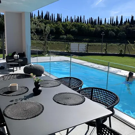 Lagoblu Вилла Костермано